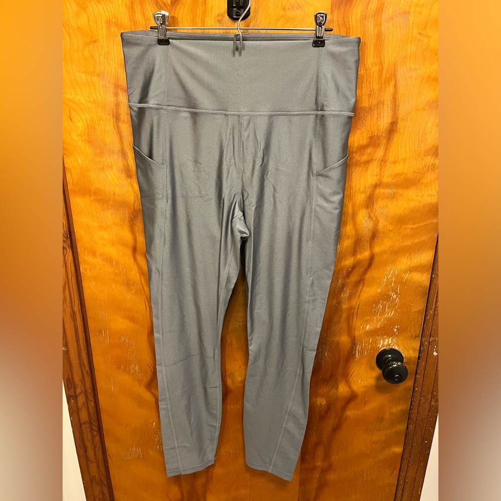 Fabletics Gray Women's Leggings New with tags